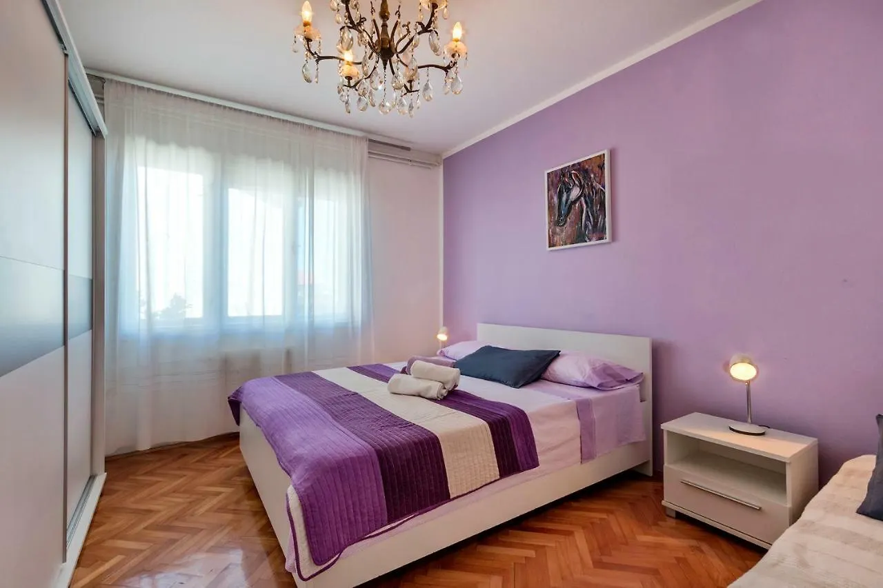 *** Guest house Apartments Ariana Pula Croatia